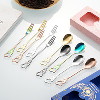 Cuillère à café et fourchette à fruits en acier inoxydable en forme de cœur perforé avec nœud papillon, finition miroir, ensemble cadeau mignon pour gâteaux et desserts