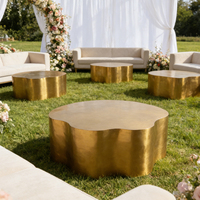 Table basse de mariage en acier inoxydable doré, design unique, minimaliste et moderne, avec finition miroir