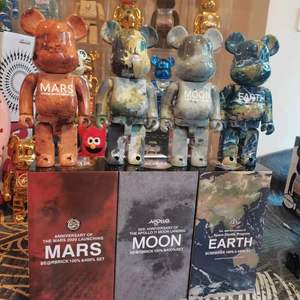 Bearbrick 400% Version Haute Qualité de la Surface Terrestre la Plus Forte de la Lune et du <span class=keywords><strong>Mars</strong></span>, Bloc Bear Violence Bear Kwas en Résine, Cadeau Artisanal - Product Image 2