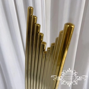 Sedie per Matrimoni Dorate Lucide, Arredamento per Eventi con Cuscini in Velluto, Mobili in Vendita - Product Image 5