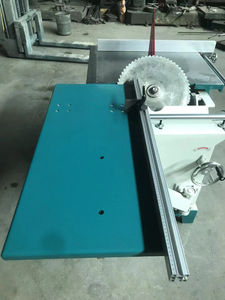 Machines industrielles à bois Panneau de haute précision biseauté coulissant à 45 degrés fil de cuivre moteur <span class=keywords><strong>scie</strong></span> à <span class=keywords><strong>table</strong></span> pour bois - Product Image 4