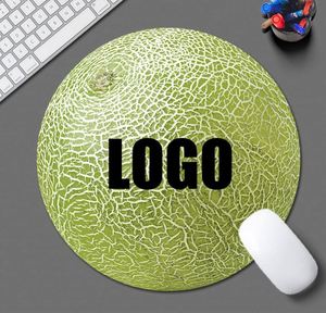 Alfombrilla de Ratón de Silicona Negra con Logotipo Personalizado - Accesorio de Escritorio Elegante y Moderno para Oficina, Juegos, Promociones Corporativas y Regalos - Product Image 6