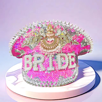 Casquettes de fête en gros, 3 MOQ, rose vif, à sequins, style chapeau de capitaine, avec couronne de perles et strass, pour enterrement de vie de jeune fille, mariage, plage et extérieur