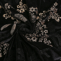 Tissu en velours floral brodé de fil d'or fin pour manteau de luxe, robe, robe de soirée et textile de maison