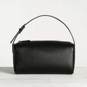Wholesale Designer Women'S Luxury Pu Leather Polyester Lining Handbag Simple Retro Evening Shoulder <b>Bag</b> - Product Image 6