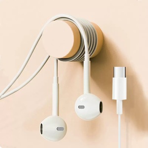Audífonos con Cable para Estudiantes, Económicos, con Control Remoto, Tipo C, Micrófono HD, Semi-Intraaurales, Modelo D-025 - Product Image 2