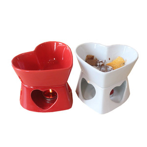 Ensemble de bols à <span class=keywords><strong>fondue</strong></span> en céramique en forme de cœur pour Noël, écologiques, compatibles lave-vaisselle, élégants, pour chocolat/<span class=keywords><strong>fromage</strong></span>, avec fourchettes à tremper en grès - Product Image 1