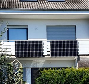 Solar Energy System Balcony Kits 600W 800W <b>Plug</b> Play Solar System Balcony Power Balkonkraftwerk Germany - Product Image 4