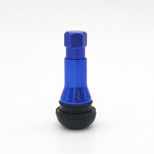 Tige de valve de pneu en caoutchouc sans chambre à air, à clipser, avec manchon chromé coloré TR413AC TR414AC - Product Image 4