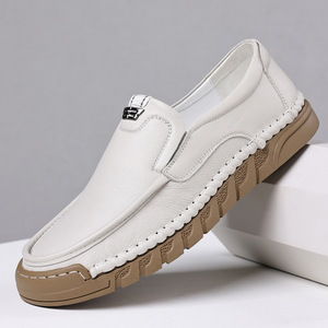 Mocassins en cuir pour hommes à enfiler, bout rond, semelle souple, chaussures décontractées couleur kaki, fermeture facile, style jeune - Product Image 2