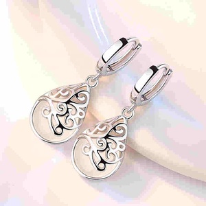 Orecchini a bottone da donna in argento Sterling 925 con fiore di pietra opale alla moda gioielli originali <span class=keywords><strong>per</strong></span> le donne Anti <span class=keywords><strong>allergia</strong></span> Drop Shipping - Product Image 4