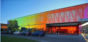 <span class=keywords><strong>Film</strong></span> dichroïque couleur arc-en-ciel irisé auto-adhésif <span class=keywords><strong>Blaze</strong></span> and Chill pour la décoration de vitres - Product Image 2