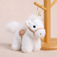 Promotion : Porte-clés pendentif poney en peluche douce et moelleuse, motif animal de ferme Kawaii avec selle, pour les passionnés d'équitation