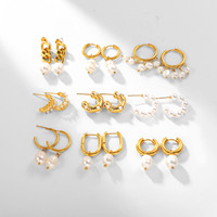   Boucles d'oreilles créoles personnalisées en acier inoxydable plaqué or 18 carats avec perles imitation tendance pour femme