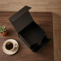 Boîte à chapeau magnétique pliable en carton rigide de luxe noire OEM avec logo personnalisé pour l'emballage de vêtements et de cosmétiques