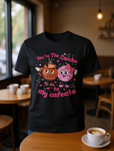 T-shirt da donna Youre The Concha To My Cafecito per amanti del caffè, girocollo, vestibilità regolare, stampa nera, abbigliamento casual, San Valentino - Product Image 2