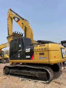 Excavadora Usada Caterpillar 320D, Máquina Confiable de 20 Toneladas para Movimiento de Tierras y Construcción - Product Image 3