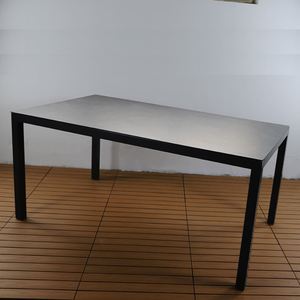 Tables à manger rectangulaires extensibles <span class=keywords><strong>de</strong></span> luxe modernes <span class=keywords><strong>de</strong></span> haute qualité pour l'extérieur avec pieds noirs et effet verre céramique - Product Image 1