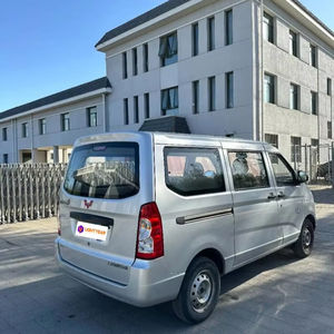 Wuling Rongguang EV étendu | Charge rapide 7 places à faible coût énergétique robuste - Product Image 1