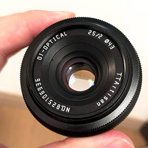 เลนส์กล้อง APS-C เลนส์มุมกว้าง25มม. f/2 - Product Image 1