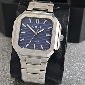 Orologio di Lusso da <span class=keywords><strong>Uomo</strong></span> Personalizzato OEM, Design Classico Quadrato, Cinturino in <span class=keywords><strong>Acciaio</strong></span>, Movimento al Quarzo - Product Image 6