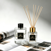 Diffuseur de parfum en verre transparent carré de luxe 50ml 100ml 150ml 250ml Logo personnalisé pour la décoration de la maison et du bureau