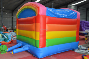 Castello Gonfiabile Stile Cartone Animato con Top Arcobaleno, Casa Commerciale Colorata per Salti, Ideale per Feste di Bambini - Product Image 5