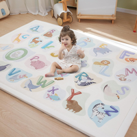 Tapis de jeu pour bébé antidérapant en velours corail, imprimé de dessins animés d'animaux, éducatif, épais, en mousse à mémoire de forme, fourni par l'usine