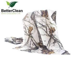 Serviette de plage en microfibre anti-sable et à séchage rapide, personnalisable avec logo, surdimensionnée, légère, motif camouflage, idéale pour les voyages - Product Image 6