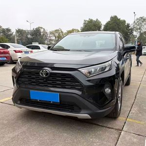 Auto Usado a Bajo <span class=keywords><strong>Precio</strong></span>, Toyota <span class=keywords><strong>Rav4</strong></span> 2023 2.0L CVT 2WD Edición Urbana Rongfang Híbrido SUV, Vehículos de Segunda Mano para Adultos - Product Image 1