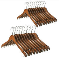 Cintres en bois de haute qualité, vente en gros, cintres personnalisés en bois massif pour manteaux et pantalons, organisateur de garde-robe