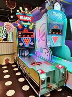 En stock machine de jeu électronique d'intérieur prix jeu d'arcade machines de jeu de bowling à jetons