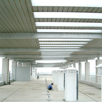 Edificio de Oficinas Prefabricado de Acero Ligero con Certificación CE, Estructura Metálica, Vida Útil de 50 Años, Servicios de Soldadura y Doblado
