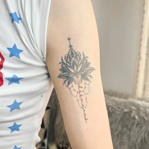 <span class=keywords><strong>Tatouage</strong></span> <span class=keywords><strong>temporaire</strong></span> <span class=keywords><strong>Lotus</strong></span> <span class=keywords><strong>tatouage</strong></span> semi-permanent créatif étanche durée 2 semaines bras <span class=keywords><strong>tatouage</strong></span> à base de plantes - Product Image 2