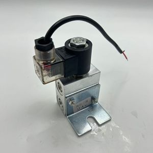 Válvula Solenoide Senwitt de Tres Vías 24V para Control Hidráulico de Maquinaria de Construcción - Product Image 3