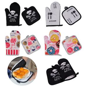 Juego de Guantes de Horno y Agarraderas de Ollas Negros Resistentes al Calor, Ecológicos y Duraderos con Logotipo Personalizado, Hechos de Material de Poliéster - Product Image 2