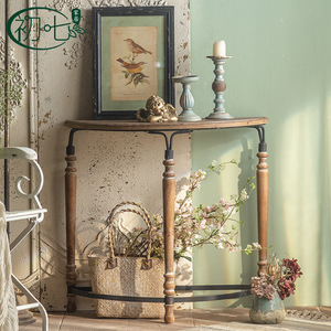 Mesa Consola Estilo Francés con Superficie de Madera y Acabado Desgastado para Decoración de Sala de Estar o Entrada - Product Image 2