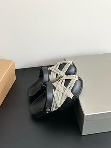 Zapatillas de Pareja Hechas a Mano con Cordones de Tela Elástica de Alta Calidad, Suela Suave, Diseño Antideslizante, Transpirables, Ideales para Uso Casual - Product Image 5