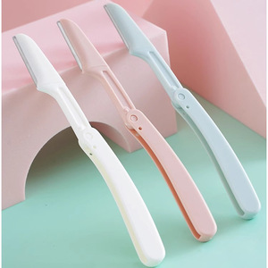 Maquinilla de afeitar plegable para cejas, segura y resistente a los arañazos, juego de herramientas de maquillaje de 3 piezas con cuchilla macro para principiantes. - Product Image 1