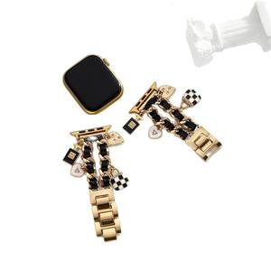 Bracelet de montre YUSSLAB en acier inoxydable de luxe avec breloques pour montres 38/40/41mm – Bracelet tendance pour Apple, Samsung, <span class=keywords><strong>Huawei</strong></span> - Product Image 1