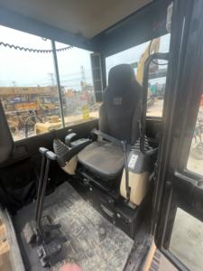 Machinerie de construction Mini excavatrice sur chenilles d'occasion Caterpillar 5 tonnes Cat 305.5E Pompe hydraulique - Product Image 4