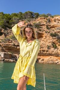 Incroyable tenue de vacances Ladies Short Dress Yellow Crochet Frill Edited Elegant Tunic - Product Image 2