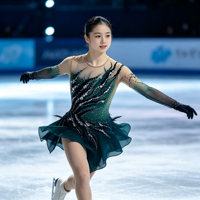 Costume de patinage artistique vert foncé dégradé avec strass, manches longues en maille pour la performance de danse sur glace en compétition