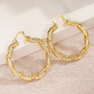 Orecchini a Spirale Multistrato per Donne, Gioielli Punk in Metallo Minimalista, Accessorio Moda per Uso Quotidiano - Product Image 4