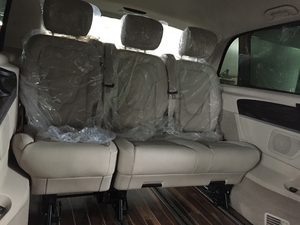 Sedile in Pelle Beige Economico Originale per <span class=keywords><strong>Mercedes</strong></span> <span class=keywords><strong>Sprinter</strong></span> Van W447 Vito Tuning Interni su V250 V260 W447 'Classe V' - Product Image 3