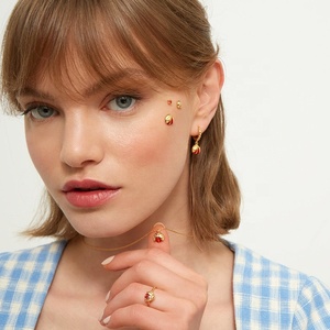 Collar de Oro de Alta Calidad con Baño de Oro de 18k, Diseño de Mariquita y Manzana Esmaltada, Plata de Ley 925, Novedad 2025, el Mejor Regalo - Product Image 5