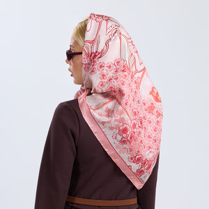 Pañuelo de Seda Twill 100% de Lujo con Estampado Floral en Rojo Cereza y Rosa Polvoriento, Borde Enrollado a Mano, Impresión Personalizada, Cuadrado, Longitud Media - Product Image 6