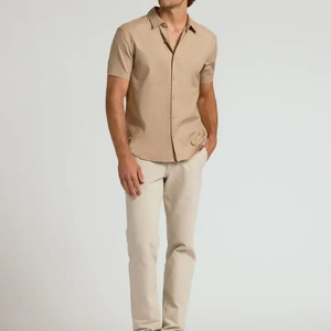 Camicia Casual da <span class=keywords><strong>Uomo</strong></span>, <span class=keywords><strong>Abbigliamento</strong></span> Maschile all'Ingrosso, Camicia <span class=keywords><strong>Slim</strong></span>-<span class=keywords><strong>Fit</strong></span> a Maniche Corte con Bottoni in Khaki Chiaro - Product Image 3