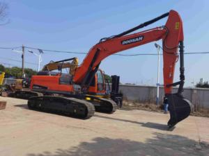 รถขุดตีนตะขาบมือสองขนาดใหญ่ Doosan300 DX300 รถขุดไฮดรอลิก 30 ตัน รถขุดมือสอง Doosan DX300LC - Product Image 3