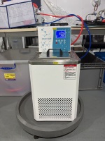Système innovant de test de performance des échangeurs de chaleur et de masse avec châssis de support sur roues pour utilisation en laboratoire universitaire
